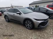 ✅ 2023 Toyota Crown XLE • VIN: JTDAAAAF7P3004744 • Лот: 45863004. Опубликован ранее на Copart с пробегом 20 767 миль. Бесплатный доступ к архиву аукционных продаж из США и подробный отчёт об истории автомобиля на DreamBid. Изображение 4.