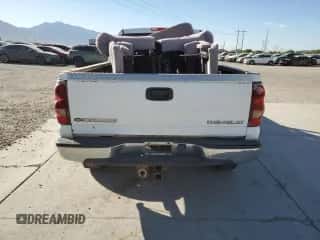 2003 Chevrolet Silverado 1500HD LS с VIN 1GCGK13U73F249507, выставлен на аукционе Copart как лот 69790655 с пробегом 260 219 миль миль и Списание • Salvage title. История ставок и продаж доступна на DreamBid. Изображение 6.