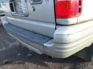 ✅ 2002 Isuzu Rodeo • VIN: 4S2DM58W924321403 • Лот: 41503572. Опубликован ранее на IAAI с пробегом 235 072 миль. Бесплатный доступ к архиву аукционных продаж из США и подробный отчёт об истории автомобиля на DreamBid. Изображение 6.