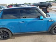 ✅ 2012 MINI Hardtop • VIN: WMWSU3C52CT264021 • Lot: 42896887. Wystawiony na IAAI z przebiegiem 156 666 mil. Bezpłatny archiwum sprzedaży aukcyjnych z USA i szczegółowy raport historii pojazdu na DreamBid. Zdjęcie 13.