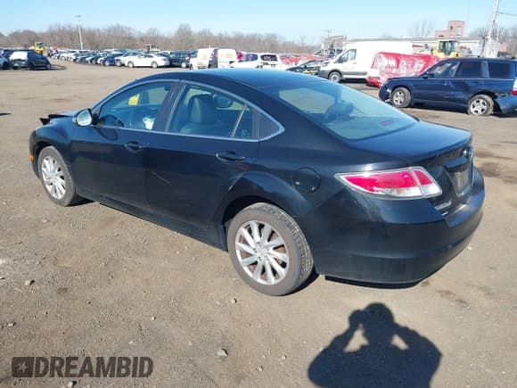 ✅ 2011 Mazda 6 i Touring • VIN: 1YVHZ8CH7B5M02283 • Lot: 41769137. Listed on IAAI with 157,972 mi. Free auction sales archive from the USA and detailed vehicle history report at DreamBid. Image 3.