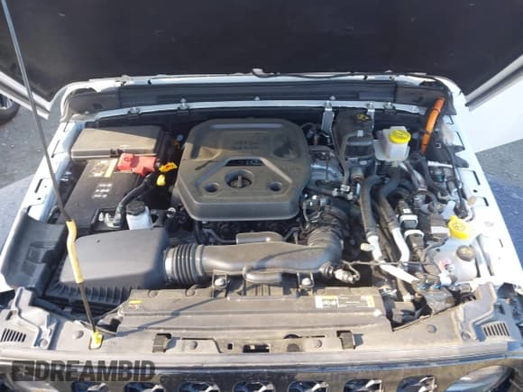 ✅ 2023 Jeep Wrangler • VIN: 1C4JJXN65PW630871 • Lot: 42475267. Wystawiony na IAAI z przebiegiem 47 485 mil. Bezpłatny archiwum sprzedaży aukcyjnych z USA i szczegółowy raport historii pojazdu na DreamBid. Zdjęcie 10.