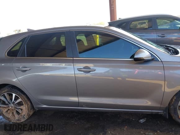 ✅ 2020 Hyundai Elantra • VIN: KMHH35LE0LU143599 • Лот: 42583956. Опубликован ранее на IAAI с пробегом 137 395 миль. Бесплатный доступ к архиву аукционных продаж из США и подробный отчёт об истории автомобиля на DreamBid. Изображение 12.