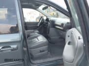 ✅ 2005 Dodge Caravan SXT • VIN: 2D4GP44L95R299610 • Lot: 43657743. Wystawiony na IAAI z przebiegiem 363 004 mil. Bezpłatny archiwum sprzedaży aukcyjnych z USA i szczegółowy raport historii pojazdu na DreamBid. Zdjęcie 5.