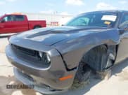 ✅ 2018 Dodge Challenger SXT • VIN: 2C3CDZAG8JH204564 • Lot: 43262680. Wystawiony na IAAI z przebiegiem 52 822 mil. Bezpłatny archiwum sprzedaży aukcyjnych z USA i szczegółowy raport historii pojazdu na DreamBid. Zdjęcie 6.