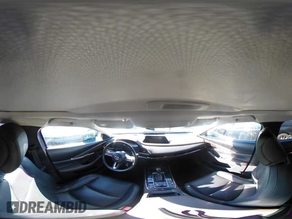 ✅ 2021 Mazda CX-30 Premium • VIN: 3MVDMBDL3MM252803 • Lot: 43520132. Wystawiony na IAAI z przebiegiem 44 307 mil. Bezpłatny archiwum sprzedaży aukcyjnych z USA i szczegółowy raport historii pojazdu na DreamBid. Zdjęcie 19.