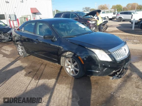 ✅ 2011 Mercury Milan Premier • VIN: 3MEHM0JG6BR604706 • Lot: 43637969. Listed on IAAI with 173,908 mi. Free auction sales archive from the USA and detailed vehicle history report at DreamBid. Image 1.