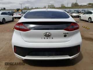 2017 Hyundai Ioniq SEL z VIN KMHC75LC0HU048108, wystawiony jako Copart lot #51626744 z przebiegiem 129 986 mil mil oraz . Historia ofert i sprzedaży dostępna na DreamBid. Obrazek 6.