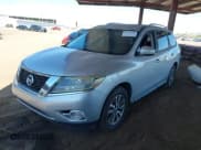 ✅ 2014 Nissan Pathfinder SL • VIN: 5N1AR2MN7EC661988 • Lot: 42723548. Listed on IAAI with 211,044 mi. Free auction sales archive from the USA and detailed vehicle history report at DreamBid. Image 2.