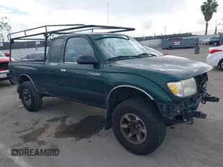 ✅ 2000 Toyota Tacoma PreRunner • VIN: 4TASN92N5YZ605190 • Lot: 43759017. Listed on IAAI with 139,973 mi. Free auction sales archive from the USA and detailed vehicle history report at DreamBid. Image 1.