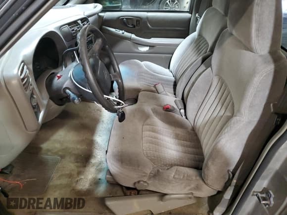 ✅ 2000 Chevrolet S-10 • VIN: 1GCCS1452YK218380 • Лот: 48344505. Опубликован ранее на Copart с пробегом 158 602 миль. Бесплатный доступ к архиву аукционных продаж из США и подробный отчёт об истории автомобиля на DreamBid. Изображение 7.