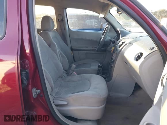 ✅ 2007 Chevrolet HHR LT • VIN: 3GNDA23D17S562623 • Lot: 41574903. Listed on IAAI with 262,310 mi. Free auction sales archive from the USA and detailed vehicle history report at DreamBid. Image 5.