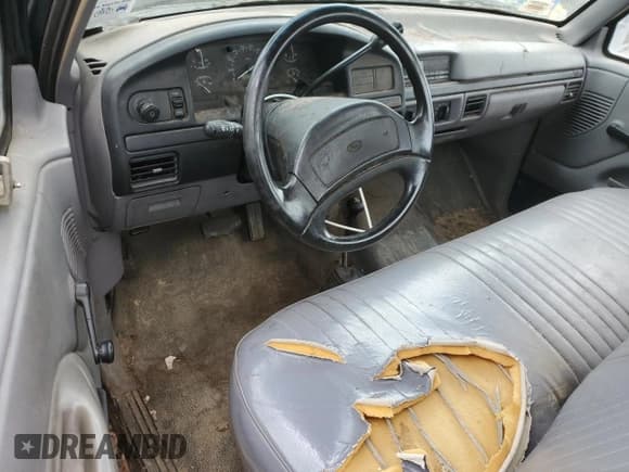 ✅ 1997 Ford F-250 • VIN: 1FTHF26H2VEA70121 • Lot: 70006505. Listed on Copart with 49,764 mi. Free auction sales archive from the USA and detailed vehicle history report at DreamBid. Image 8.