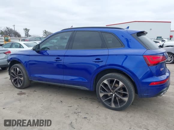 ✅ 2021 Audi SQ5 Premium Plus • VIN: WA1B4AFY4M2044751 • Lot: 41591199. Wystawiony na IAAI z przebiegiem 38 877 mil. Bezpłatny archiwum sprzedaży aukcyjnych z USA i szczegółowy raport historii pojazdu na DreamBid. Zdjęcie 14.