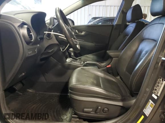 ✅ 2018 Hyundai Kona Limited • VIN: KM8K33A59JU147225 • Лот: 39653824. Опубликован ранее на Copart с пробегом 94 058 миль. Бесплатный доступ к архиву аукционных продаж из США и подробный отчёт об истории автомобиля на DreamBid. Изображение 7.