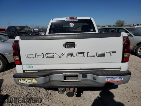 ✅ 2006 Chevrolet Silverado 1500 Work Truck • VIN: 3GCEC14V86G255301 • Лот: 78187994. Опубликован ранее на Copart с пробегом 52 039 миль. Бесплатный доступ к архиву аукционных продаж из США и подробный отчёт об истории автомобиля на DreamBid. Изображение 6.