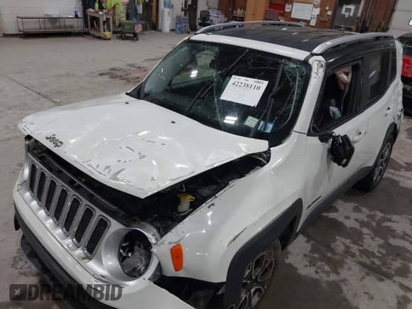 ✅ 2016 Jeep Renegade Limited • VIN: ZACCJBDT5GPD67846 • Lot: 42238110. Listed on IAAI with 135,095 mi. Free auction sales archive from the USA and detailed vehicle history report at DreamBid. Image 6.