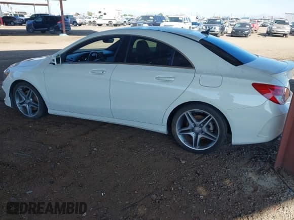 ✅ 2014 Mercedes-Benz CLA 250 • VIN: WDDSJ4EB1EN060036 • Lot: 43859224. Listed on IAAI with 108,452 mi. Free auction sales archive from the USA and detailed vehicle history report at DreamBid. Image 3.