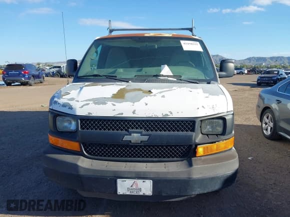 ✅ 2011 Chevrolet Express Cargo • VIN: 1GCSGAFX1B1175739 • Lot: 43458555. Wystawiony na IAAI z przebiegiem 95 298 mil. Bezpłatny archiwum sprzedaży aukcyjnych z USA i szczegółowy raport historii pojazdu na DreamBid. Zdjęcie 6.