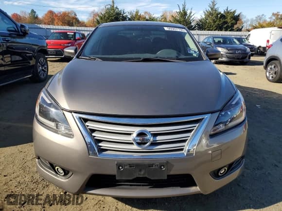 ✅ 2015 Nissan Sentra SV • VIN: 3N1AB7AP9FL656960 • Lot: 90907195. Wystawiony na Copart z przebiegiem 108 881 mil. Bezpłatny archiwum sprzedaży aukcyjnych z USA i szczegółowy raport historii pojazdu na DreamBid. Zdjęcie 5.