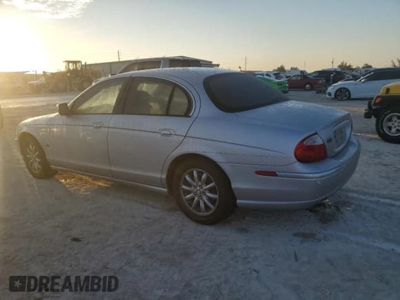 ✅ 2002 Jaguar S-Type • VIN: SAJDA01P92GM27716 • Lot: 75120804. Wystawiony na Copart z przebiegiem Nie podano. Bezpłatny archiwum sprzedaży aukcyjnych z USA i szczegółowy raport historii pojazdu na DreamBid. Zdjęcie 2.
