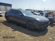 ✅ 2024 BMW 7 Series 760i xDrive • VIN: WBA33EJ00RCS16942 • Lot: 68005105. Wystawiony na Copart z przebiegiem 26 937 mil. Bezpłatny archiwum sprzedaży aukcyjnych z USA i szczegółowy raport historii pojazdu na DreamBid. Zdjęcie 4.