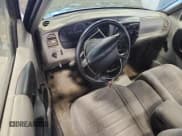 ✅ 1997 Ford Ranger XLT • VIN: 1FTCR10A8VUD46458 • Лот: 82315845. Опубликован ранее на Copart с пробегом 206 645 миль. Бесплатный доступ к архиву аукционных продаж из США и подробный отчёт об истории автомобиля на DreamBid. Изображение 8.