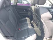 ✅ 2019 Land Rover Range Rover Evoque SE • VIN: SALVP2RX3KH346344 • Lot: 42147811. Wystawiony na IAAI z przebiegiem 69 719 mil. Bezpłatny archiwum sprzedaży aukcyjnych z USA i szczegółowy raport historii pojazdu na DreamBid. Zdjęcie 8.