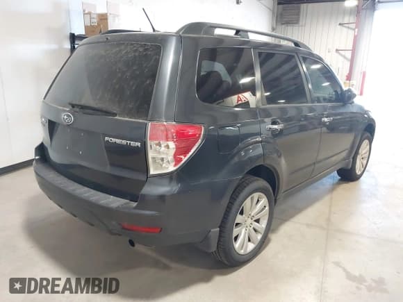 ✅ 2011 Subaru Forester X Premium • VIN: JF2SHBCC2BH778227 • Lot: 43817449. Wystawiony na IAAI z przebiegiem 192 882 mil. Bezpłatny archiwum sprzedaży aukcyjnych z USA i szczegółowy raport historii pojazdu na DreamBid. Zdjęcie 4.
