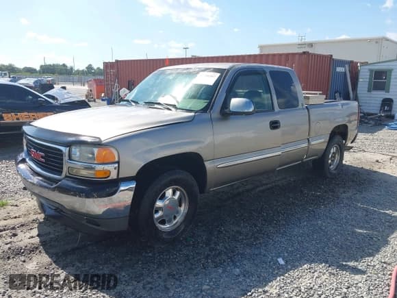 ✅ 1999 GMC Sierra 1500 SLE • VIN: 2GTEK19T7X1507995 • Лот: 42720307. Опубликован ранее на IAAI с пробегом 292 038 миль. Бесплатный доступ к архиву аукционных продаж из США и подробный отчёт об истории автомобиля на DreamBid. Изображение 2.