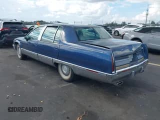 ✅ 1994 Cadillac Fleetwood • VIN: 1G6DW52PXRR718870 • Лот: 43356966. Опубликован ранее на IAAI с пробегом 82 415 миль. Бесплатный доступ к архиву аукционных продаж из США и подробный отчёт об истории автомобиля на DreamBid. Изображение 3.