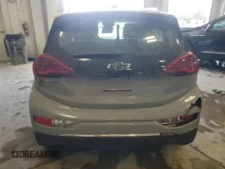 ✅ 2021 Chevrolet Bolt EV Premier • VIN: 1G1FZ6S06M4106959 • Lot: 55981405. Wystawiony na Copart z przebiegiem Nie podano. Bezpłatny archiwum sprzedaży aukcyjnych z USA i szczegółowy raport historii pojazdu na DreamBid. Zdjęcie 6.