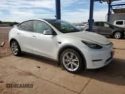 ✅ 2022 Tesla Model Y Long Range • VIN: 7SAYGDEE3NF324467 • Lot: 89684745. Wystawiony na Copart z przebiegiem 68 690 mil. Bezpłatny archiwum sprzedaży aukcyjnych z USA i szczegółowy raport historii pojazdu na DreamBid. Zdjęcie 4.