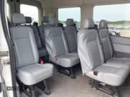 ✅ 2017 Ford Transit XL • VIN: 1FMZK1CM9HKA28283 • Lot: 39970695. Wystawiony na IAAI z przebiegiem 151 916 mil. Bezpłatny archiwum sprzedaży aukcyjnych z USA i szczegółowy raport historii pojazdu na DreamBid. Zdjęcie 7.