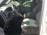 ✅ 2024 Ram 2500 Big Horn • VIN: 3C6UR5DJ7RG285920 • Lot: 62305525. Wystawiony na Copart z przebiegiem 35 802 mil. Bezpłatny archiwum sprzedaży aukcyjnych z USA i szczegółowy raport historii pojazdu na DreamBid. Zdjęcie 7.