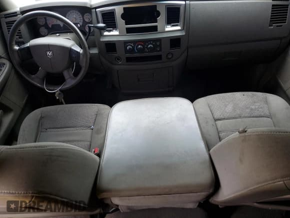 ✅ 2007 Dodge 1500 SLT • VIN: 1D7HA18P77S131888 • Лот: 80204354. Опубликован ранее на Copart с пробегом 271 610 миль. Бесплатный доступ к архиву аукционных продаж из США и подробный отчёт об истории автомобиля на DreamBid. Изображение 8.