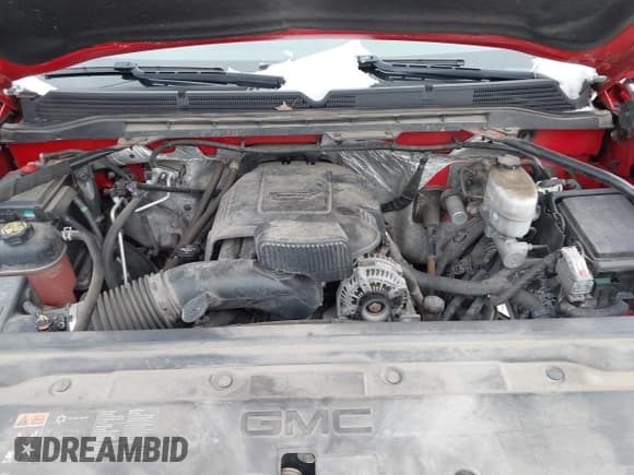 ✅ 2018 GMC Sierra 3500HD • VIN: 1GT02VEG0JZ256858 • Lot: 41392499. Wystawiony na IAAI z przebiegiem 95 249 mil. Bezpłatny archiwum sprzedaży aukcyjnych z USA i szczegółowy raport historii pojazdu na DreamBid. Zdjęcie 10.