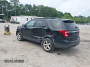 ✅ 2018 Ford Explorer • VIN: 1FM5K7B8XJGB03345 • Lot: 42420992. Wystawiony na IAAI z przebiegiem 215 000 mil. Bezpłatny archiwum sprzedaży aukcyjnych z USA i szczegółowy raport historii pojazdu na DreamBid. Zdjęcie 3.