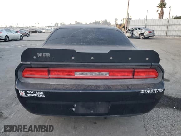 ✅ 2010 Dodge Challenger SE • VIN: 2B3CJ4DVXAH212457 • Lot: 87268434. Wystawiony na Copart z przebiegiem Nie podano. Bezpłatny archiwum sprzedaży aukcyjnych z USA i szczegółowy raport historii pojazdu na DreamBid. Zdjęcie 6.