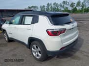 ✅ 2020 Jeep Compass Latitude • VIN: 3C4NJCBB5LT230420 • Lot: 42362072. Wystawiony na IAAI z przebiegiem 65 713 mil. Bezpłatny archiwum sprzedaży aukcyjnych z USA i szczegółowy raport historii pojazdu na DreamBid. Zdjęcie 3.