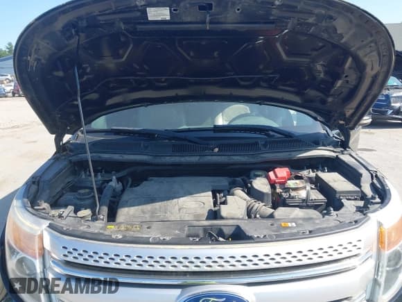 ✅ 2012 Ford Explorer XLT • VIN: 1FMHK7D89CGA50585 • Lot: 42387923. Wystawiony na IAAI z przebiegiem 177 766 mil. Bezpłatny archiwum sprzedaży aukcyjnych z USA i szczegółowy raport historii pojazdu na DreamBid. Zdjęcie 10.