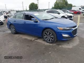 ✅ 2023 Chevrolet Malibu RS • VIN: 1G1ZG5ST3PF144584 • Лот: 42992006. Размещён на IAAI с пробегом 3 860 миль миль. Получите бесплатный доступ к архиву аукционных продаж из США и посмотрите подробный отчёт об истории автомобиля на DreamBid. Изображение 1.