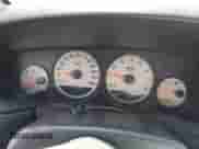 2004 Dodge Neon SXT z VIN 1B3ES56C04D504384, wystawiony jako IAAI lot #41988581 z przebiegiem 166 602 mil mil oraz . Historia ofert i sprzedaży dostępna na DreamBid. Obrazek 16.