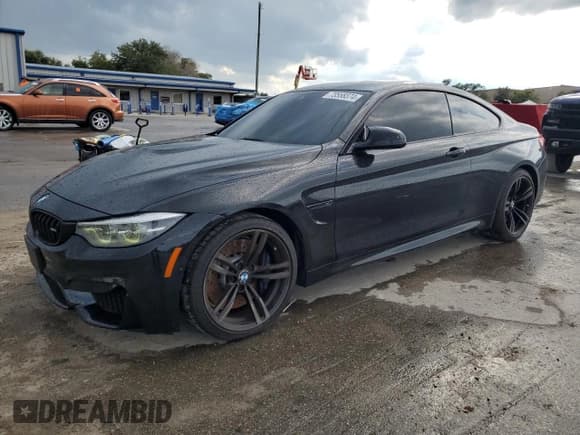 ✅ 2020 BMW M4 • VIN: WBS4Y9C02LAH83147 • Lot: 73558374. Listed on Copart with 55,111 mi. Free auction sales archive from the USA and detailed vehicle history report at DreamBid. Image 1.