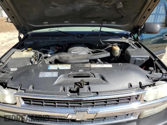 ✅ 2001 Chevrolet Suburban LS • VIN: 1GNEC16T61J224445 • Лот: 45307545. Опубликован ранее на Copart с пробегом 353 264 миль. Бесплатный доступ к архиву аукционных продаж из США и подробный отчёт об истории автомобиля на DreamBid. Изображение 13.