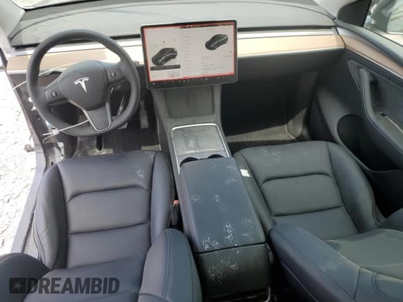 ✅ 2024 Tesla Model Y Long Range • VIN: 7SAYGDEE3RF994087 • Лот: 53055445. Опубликован ранее на Copart с пробегом 38 032 миль. Бесплатный доступ к архиву аукционных продаж из США и подробный отчёт об истории автомобиля на DreamBid. Изображение 8.