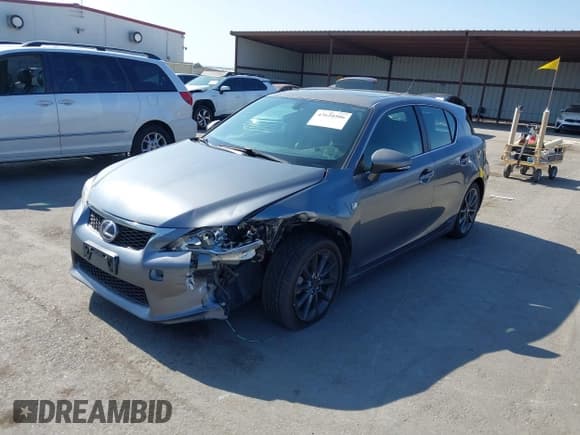✅ 2013 Lexus CT 200h • VIN: JTHKD5BH3D2168916 • Лот: 43620506. Опубликован ранее на IAAI с пробегом 144 831 миль. Бесплатный доступ к архиву аукционных продаж из США и подробный отчёт об истории автомобиля на DreamBid. Изображение 2.