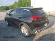 ✅ 2022 Buick Encore GX Preferred • VIN: KL4MMBS2XNB022402 • Lot: 42090644. Wystawiony na IAAI z przebiegiem 92 242 mil. Bezpłatny archiwum sprzedaży aukcyjnych z USA i szczegółowy raport historii pojazdu na DreamBid. Zdjęcie 3.