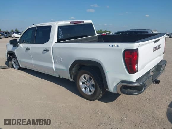 ✅ 2021 GMC Sierra 1500 • VIN: 3GTU9AEF3MG284333 • Lot: 43179709. Listed on IAAI with 136,779 mi. Free auction sales archive from the USA and detailed vehicle history report at DreamBid. Image 3.