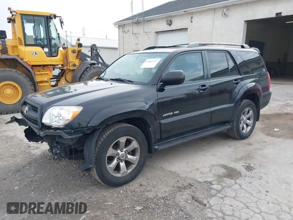 ✅ 2007 Toyota 4Runner Limited • VIN: JTEBU17R670127350 • Lot: 41891533. Wystawiony na IAAI z przebiegiem 254 776 mil. Bezpłatny archiwum sprzedaży aukcyjnych z USA i szczegółowy raport historii pojazdu na DreamBid. Zdjęcie 18.
